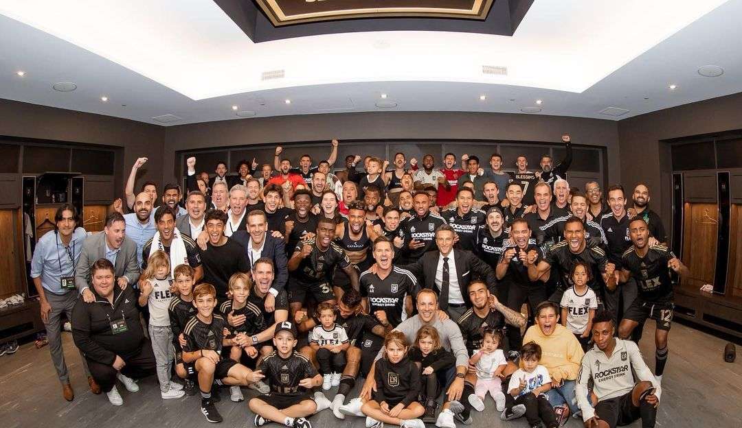 LAFC vence o clássico contra o Los Angeles Galaxy e garante vaga na final da conferência oeste