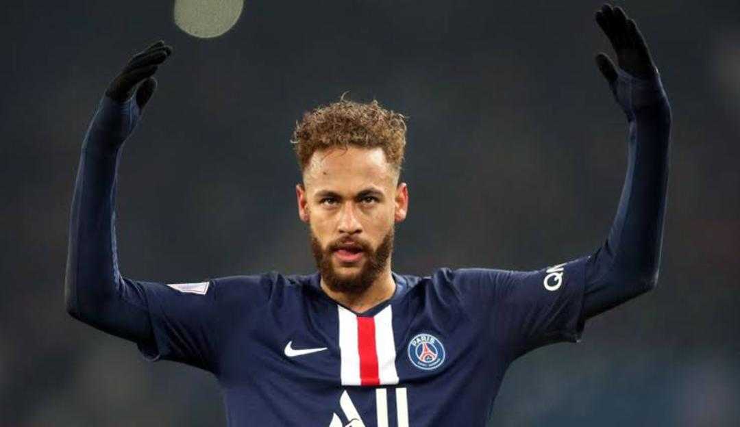 Neymar está curado da Covid-19