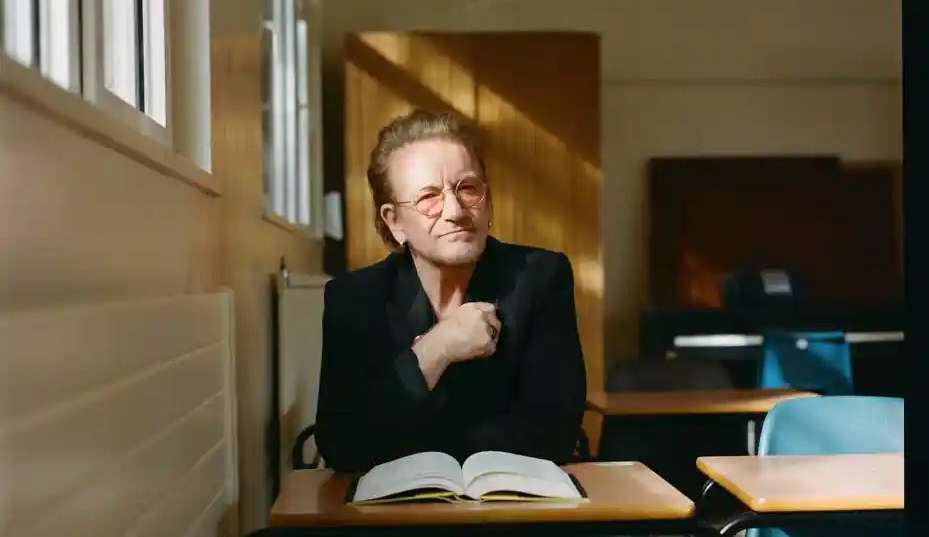 Bono Vox faz novo pedido de desculpas por álbum gratuito no iTunes