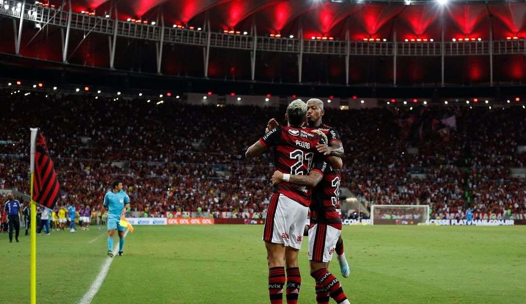 Flamengo vence o Santos em último compromisso antes da final da Libertadores