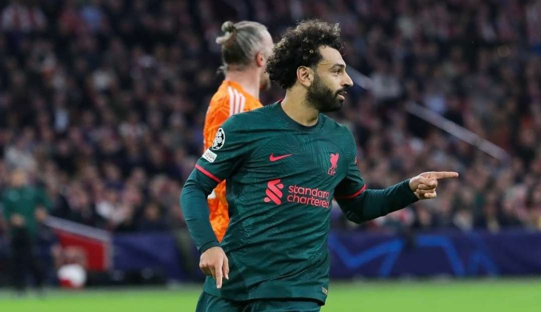 Liverpool goleia o Ajax e garante vaga nas oitavas de final