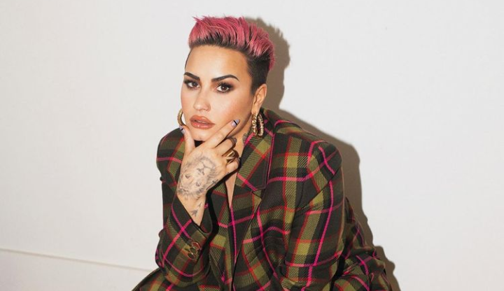 Demi Lovato agradece o apoio dos fãs após revelações sobre overdose: “/Eu amo muito todos vocês”/