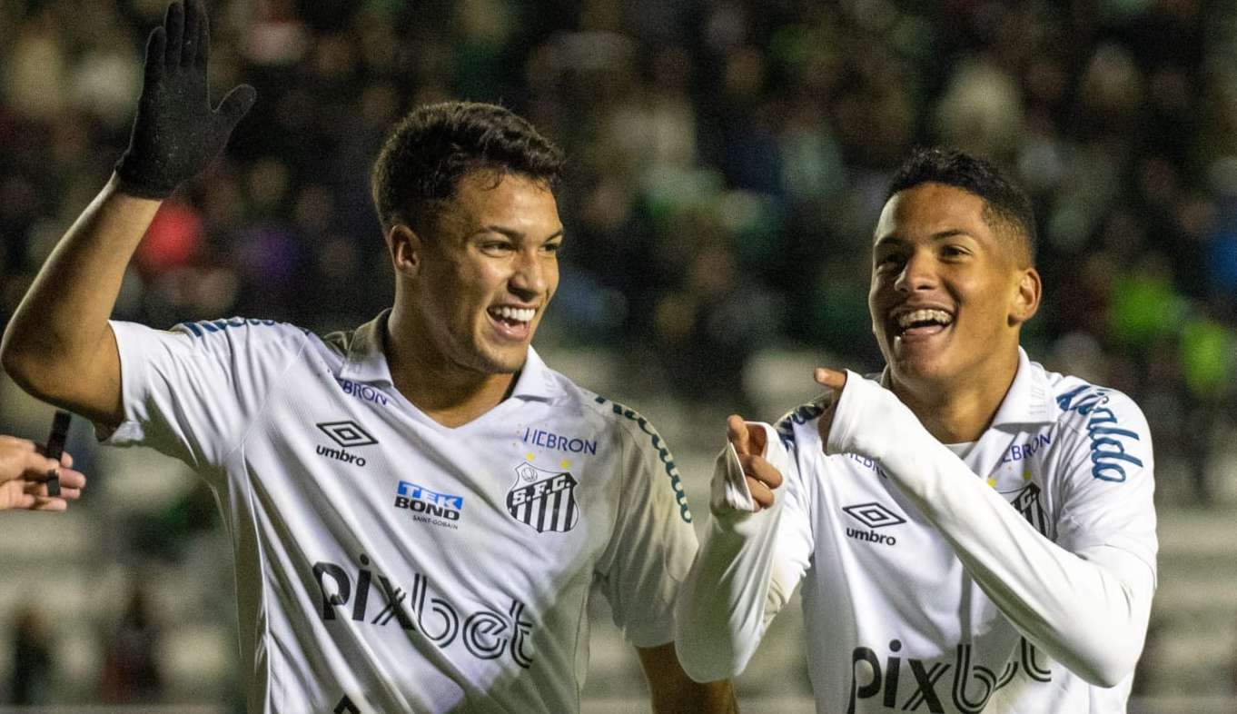 Ângelo elogia parceria com Marcos Leonardo