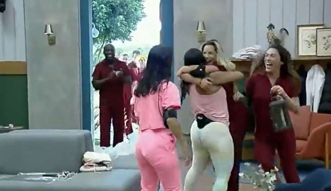 A Fazenda: Pétala vence a Prova de Fogo