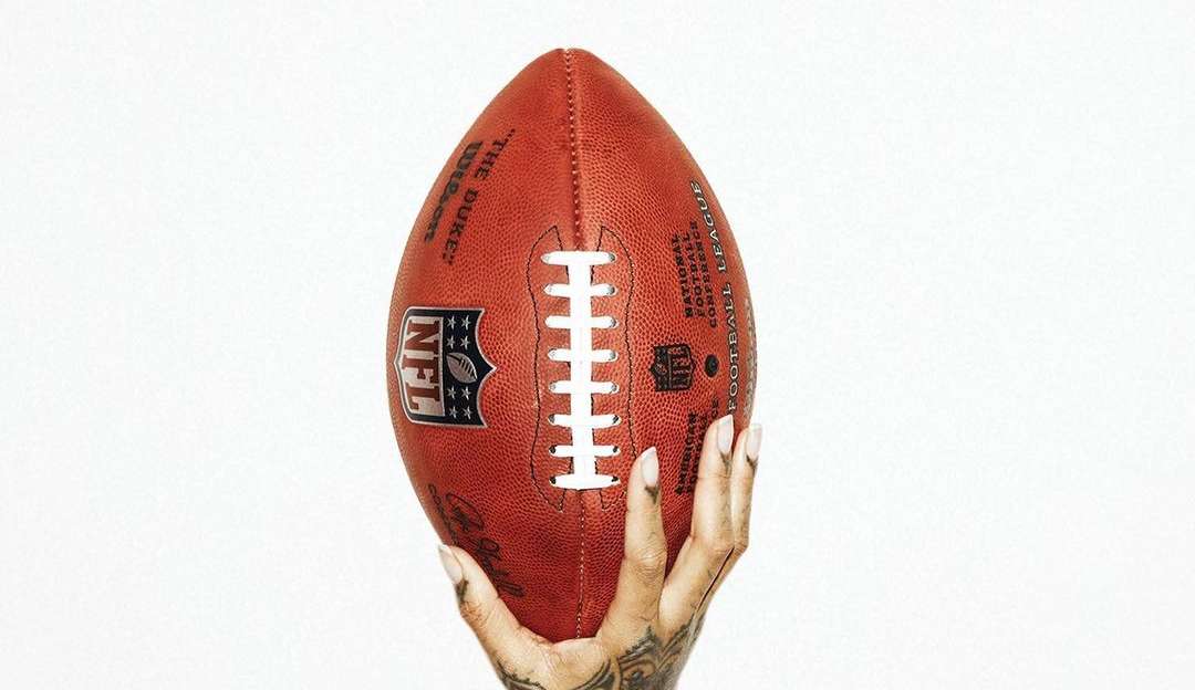 Rihanna confessa estar nervosa para sua performance no Super Bowl: “A maior coisa que já fiz”