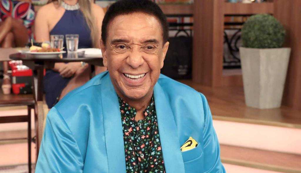 Com Covid-19, Agnaldo Timóteo apresenta piora em seu quadro de saúde