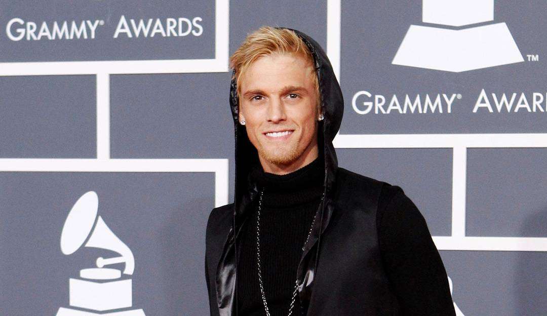 Vizinhos de Aaron Carter tentaram salvá-lo mas foram impedidos pela governanta