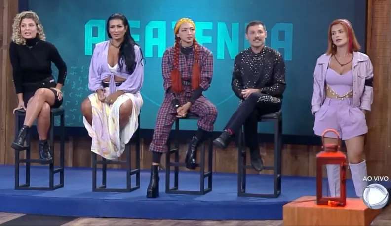 A Fazenda 14: enquete projeta favoritos e rejeitados na oitava roça da edição