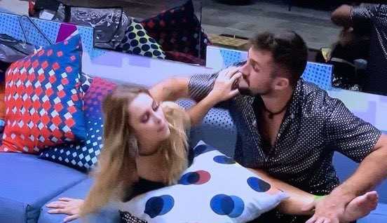 Público pede a expulsão de Arthur Picolli do BBB 21