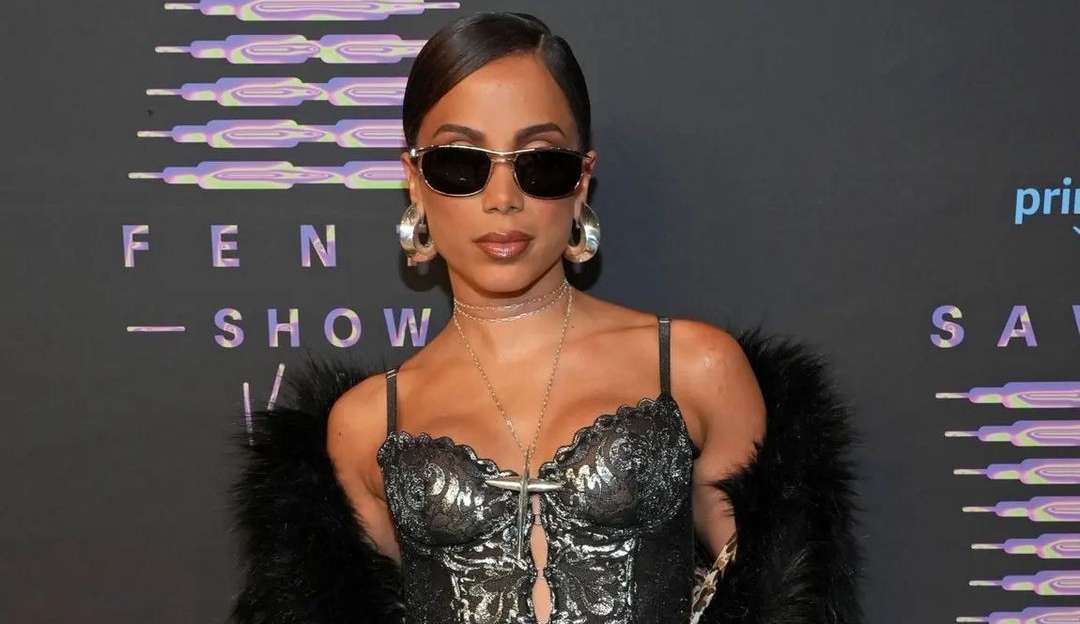 Performance de Anitta no Savage x Fenty arranca elogios do público