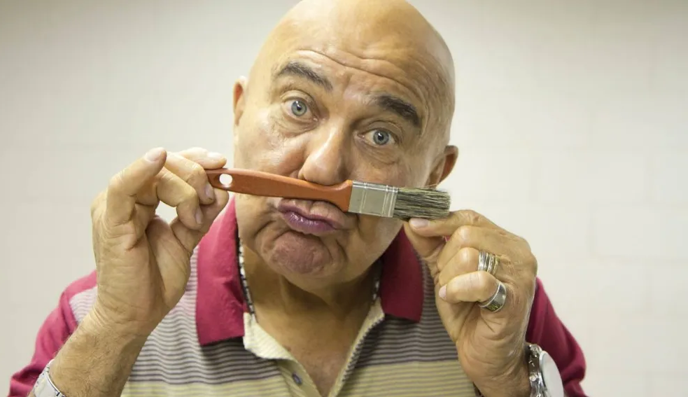 Corpo de Roberto Guilherme será velado e cremado no Cemitério do Caju