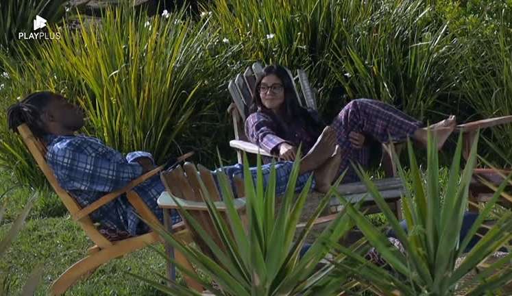 Pelé e Kerline conversam sobre votos para a próxima formação de roça