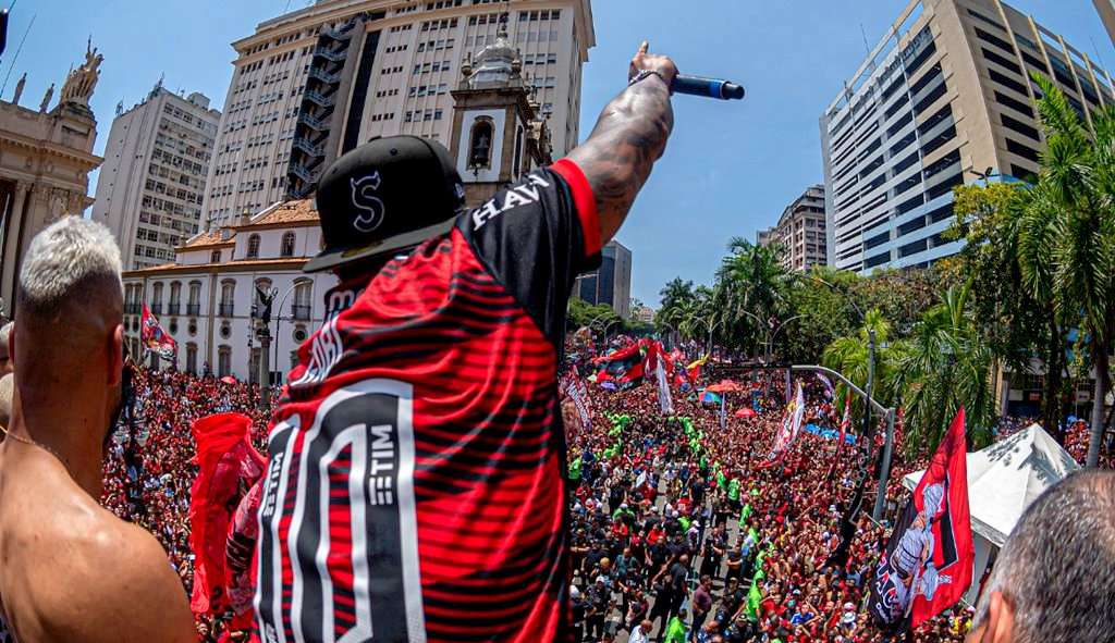 Gabigol vai herdar a camisa 10 do Flamengo