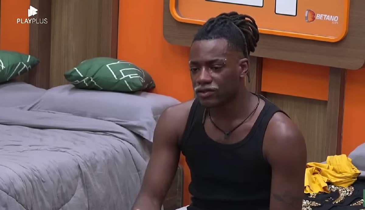 A Fazenda14: Deolane e Bia expõem a vida de Pelé durante dinâmica