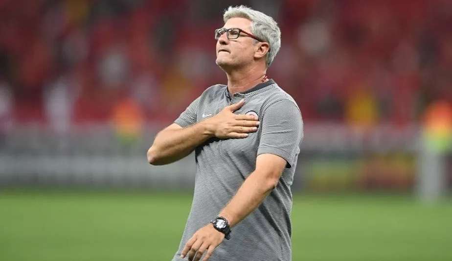 Odair Hellmann é o novo treinador do Santos