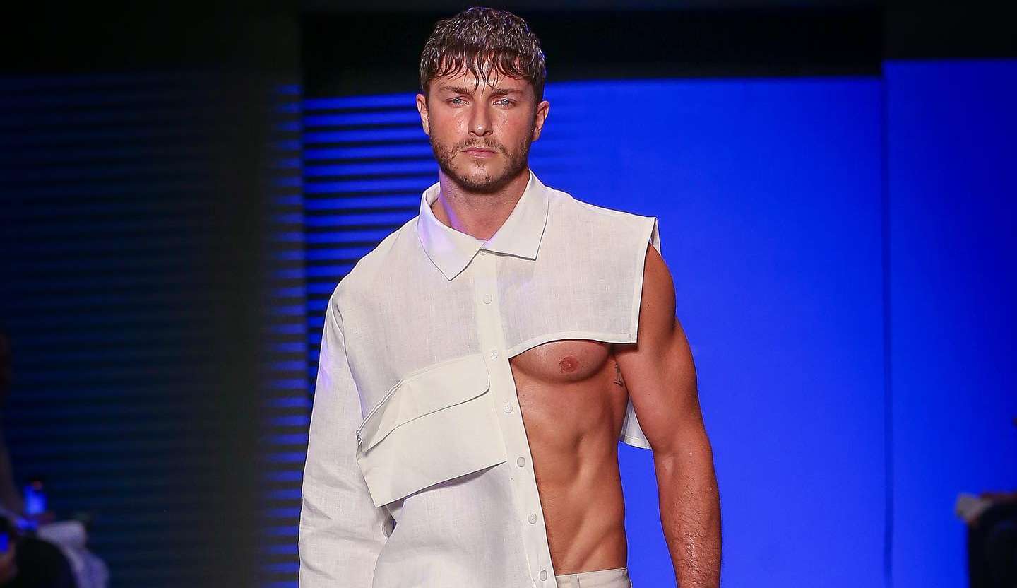 Kleber Toledo fala sobre consumo consciente nos bastidores do Fashion Week