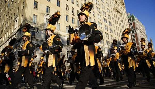 Americanos comemoram o dia de Ação de Graças