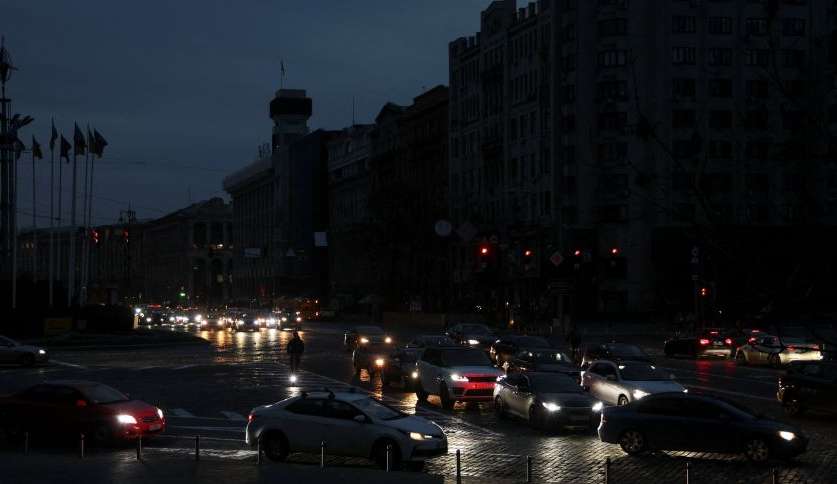 Ucrânia enfrenta dificuldade para restaurar energia nas residências