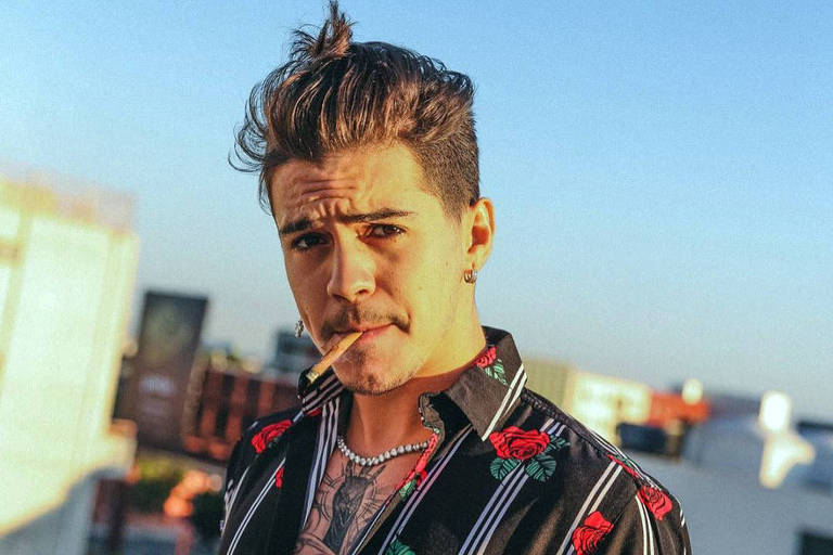 A Fazenda: Biel expõe partes íntimas de Cartolouco e da tapa em pênis de JP