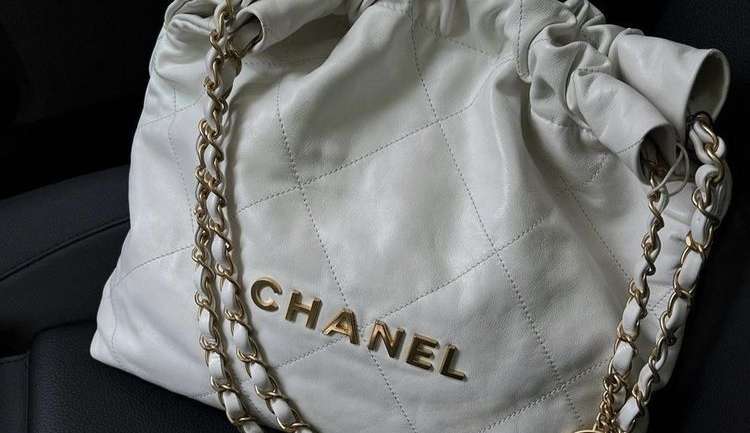 A volta das  maxibolsas para o mundo da moda