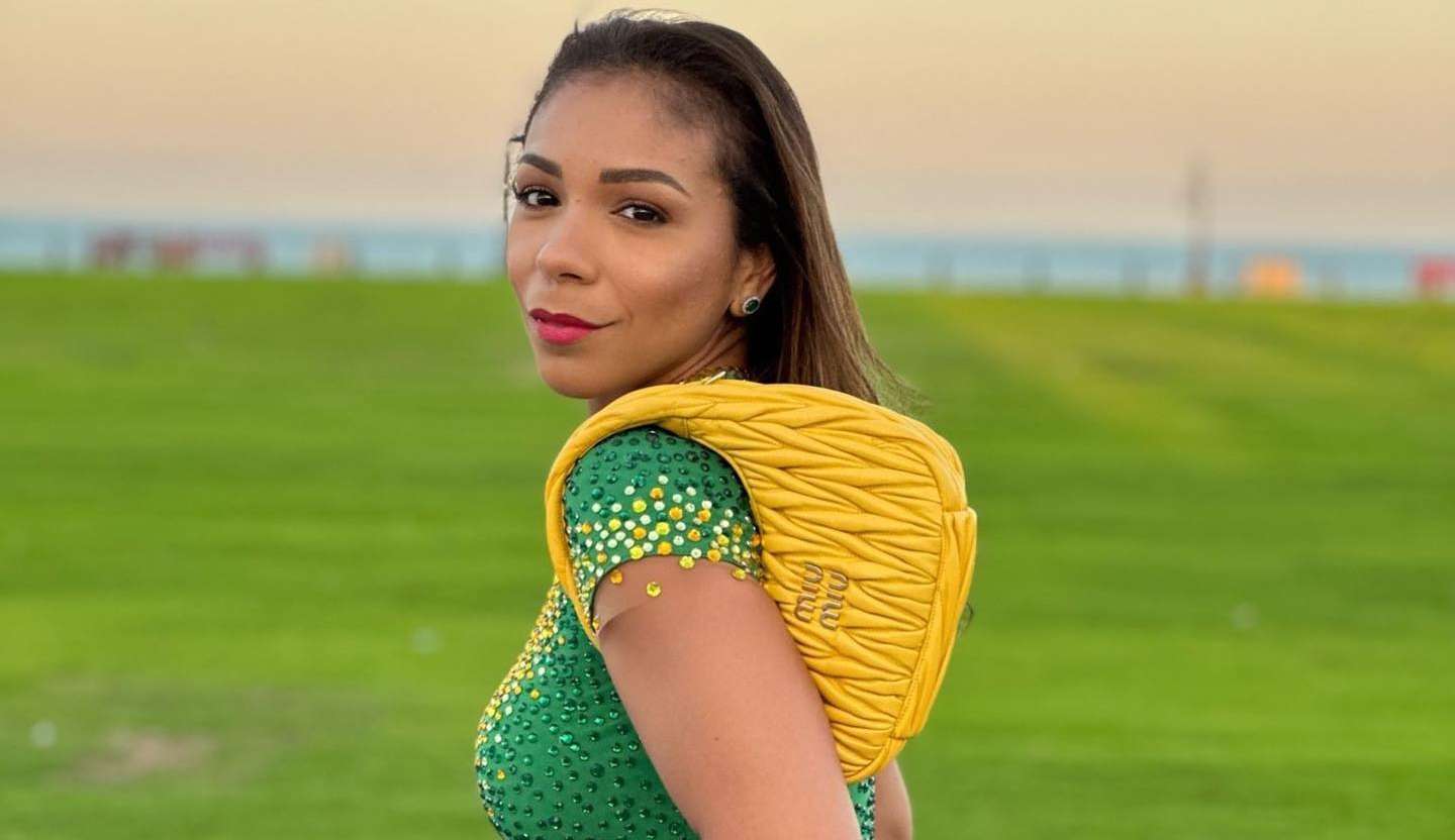 Personalização das camisas do Brasil já é mania entre os famosos