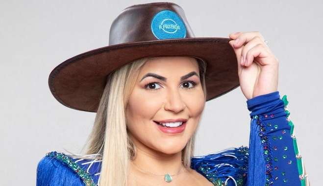 Deolane está fora da Fazenda