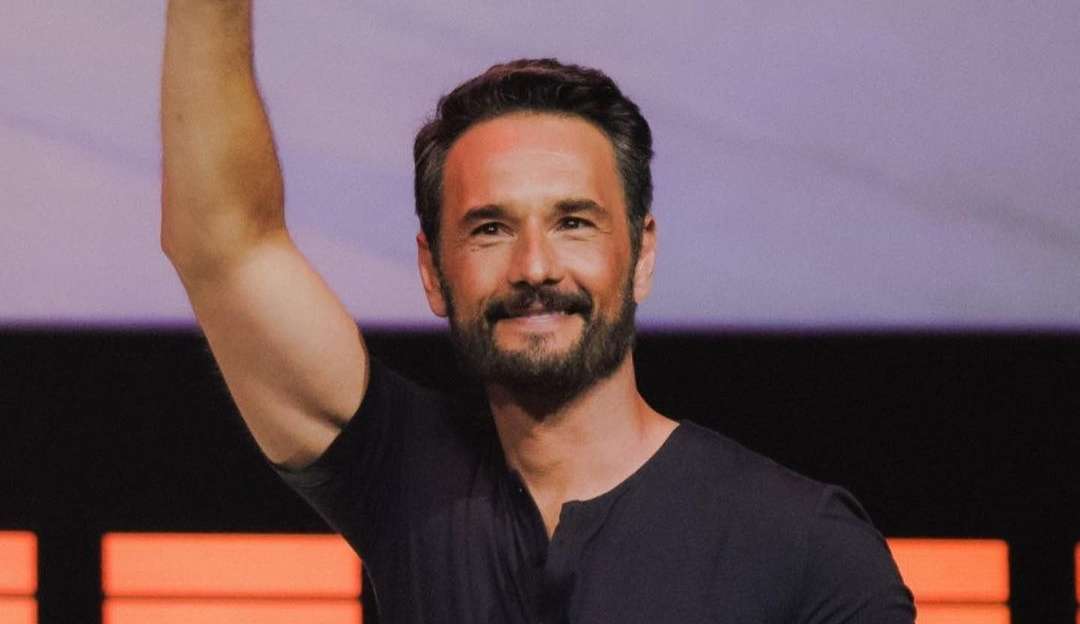 Rodrigo Santoro fala sobre papel na série “Wolf Pack”