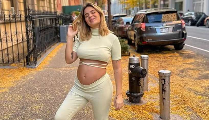 Ex “Rainha da Farofa”, Viih Tube se prepara para passar a faixa e arrisca palpite