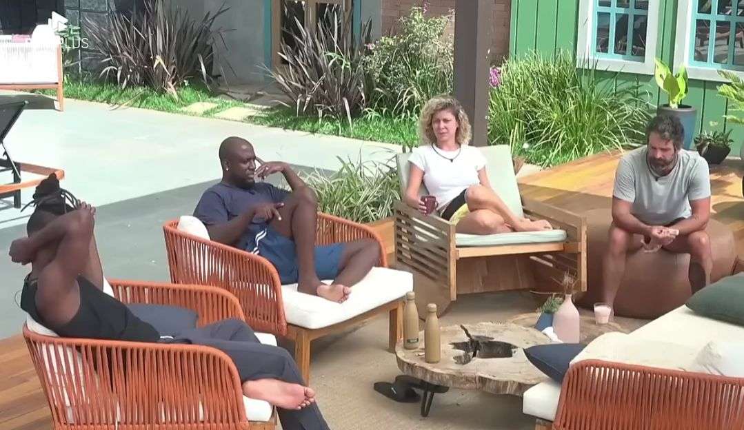 A Fazenda 14: André, Barbara, Iran e Pelé conversam sobre as possibilidades da formação da próxima roça