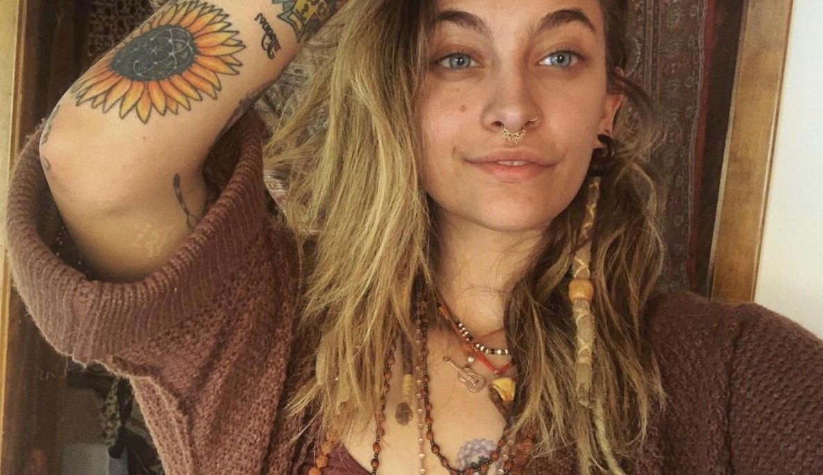 Paris Jackson contou que Michael Jackson criou os filhos “/com os pés no chão”/