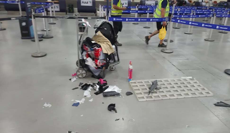 Mala explode no Aeroporto Internacional de São Paulo