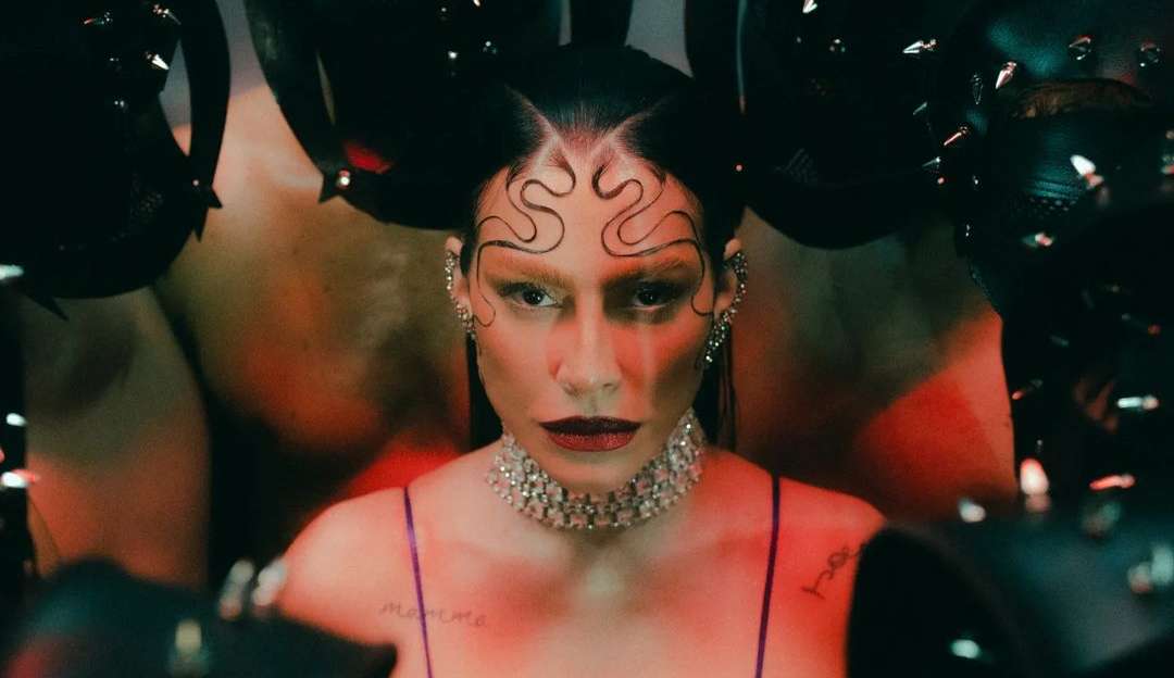 Cleo se manifesta sobre fake news de flagra na cama com Orlando Morais