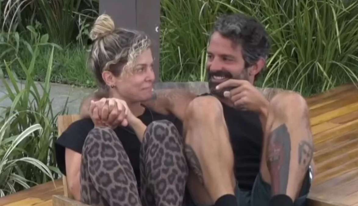 A Fazenda 14: após selinho em Iran, Babi fala sobre futuro do casal