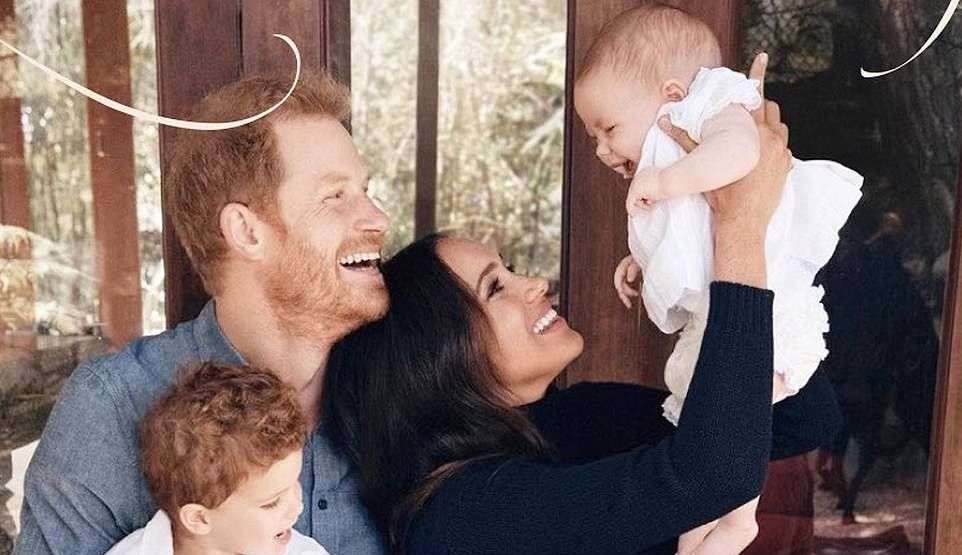Documentário “Meghan e Harry” mostra imagens inéditas de Lilibeth Diana, filha caçula do casal