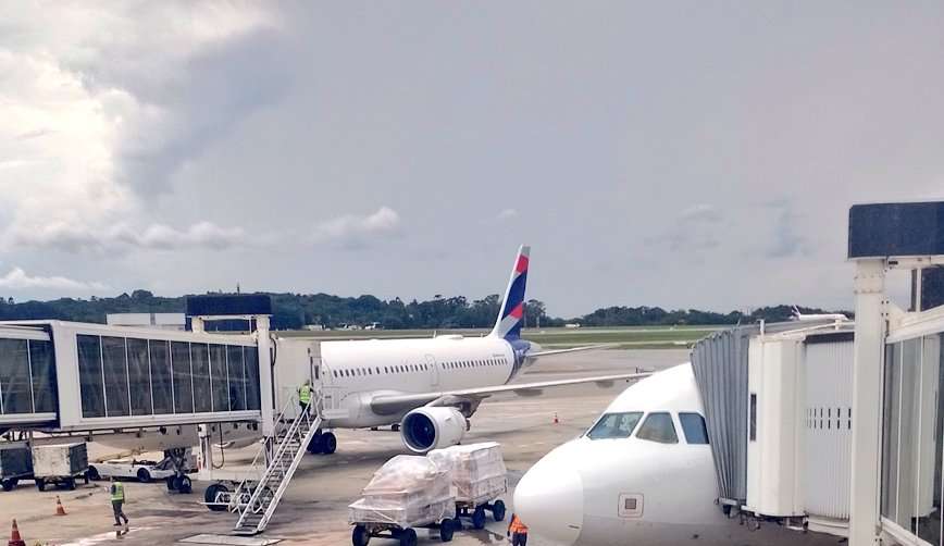 Paralisação de pilotos e comissários é mantida para a manhã dessa segunda feira 19 de dezembro