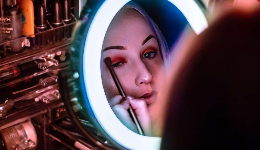 Dicas para sua maquiagem durar mais no verão