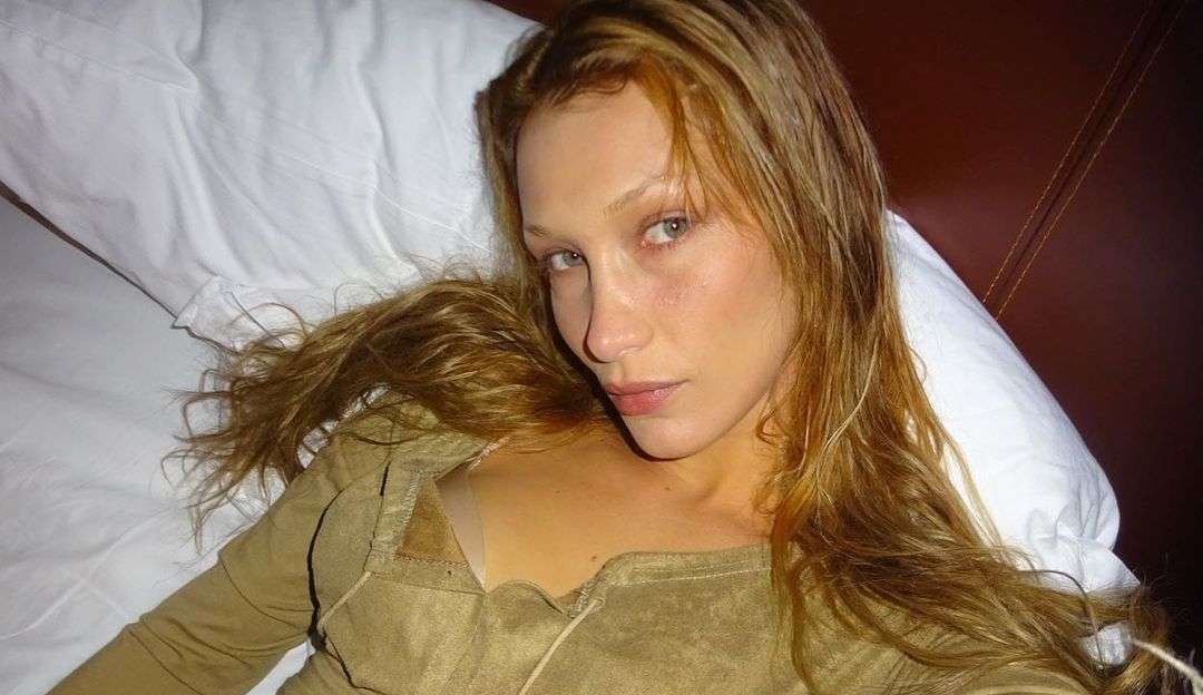 Bella Hadid surpreende com cabelos loiros em post no Instagram