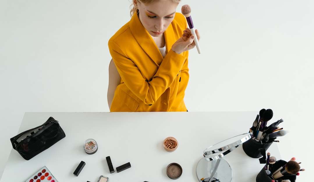 Inspirações de maquiagem para o verão