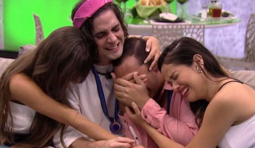 Emoção toma conta no almoço dos anjos Fiuk e Gilberto no BBB 21