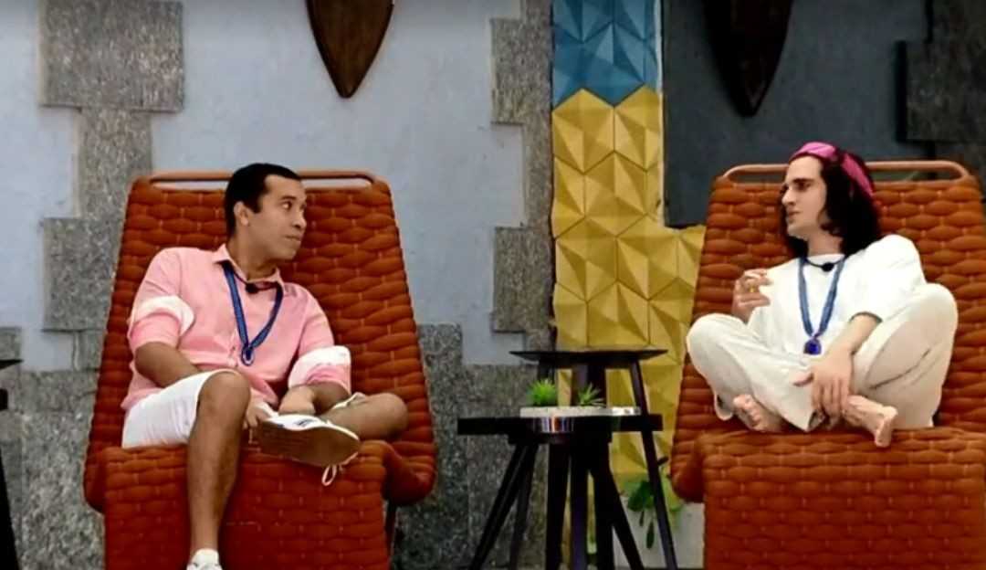 Fiuk e Gilberto decidem imunizar João Luiz no BBB 21