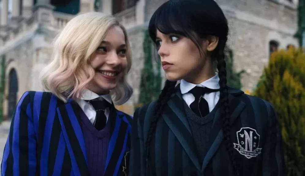 Team Enid! Criadores não descartam a possibilidade de Wandinha ser LGBTQIA+