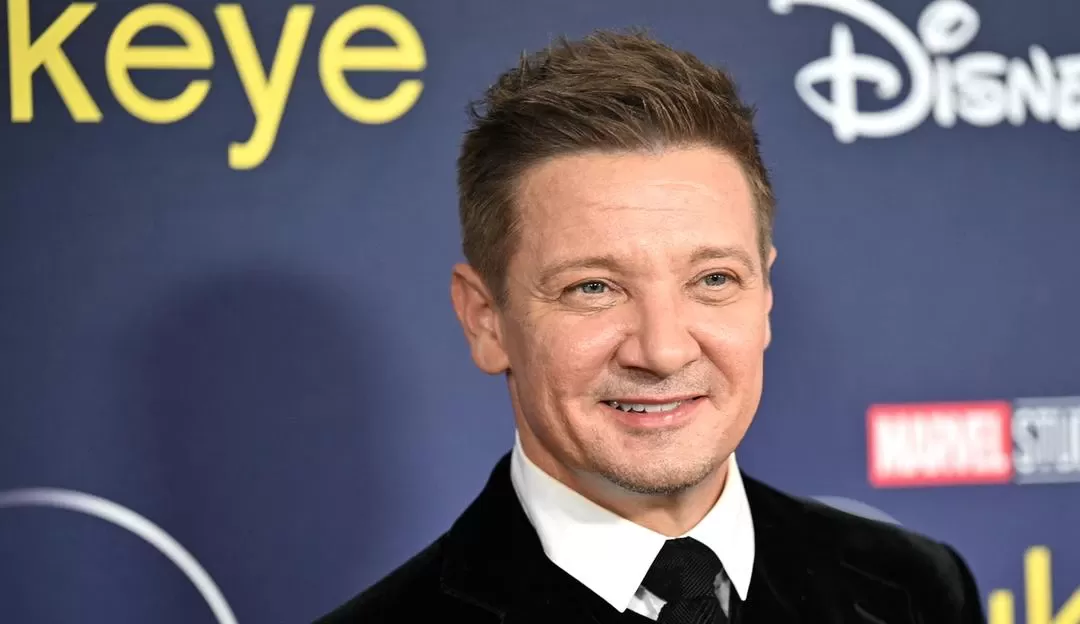 Jeremy Renner passa por cirurgias após acidente e estado de saúde é crítico