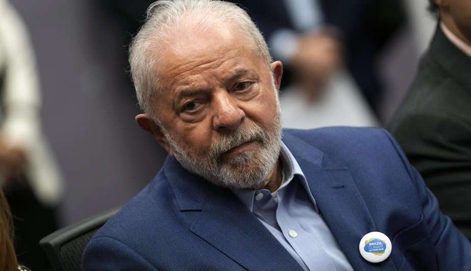 Mediante ao caos no DF, Lula decreta intervenção federal