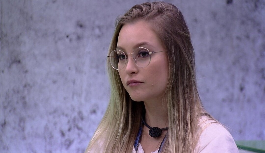 Carla Diaz fala sobre suposta discriminação racial praticada por participante do BBB 21 contra ela