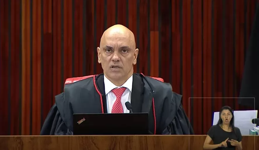 Governador do DF é afastado por 90 dias por Moraes