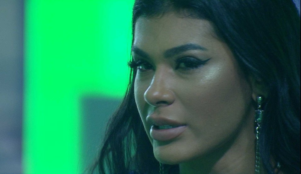 BBB 21:  Durante a festa, Pocah tem crise de choro e pede para Caio a indicar ao Paredão