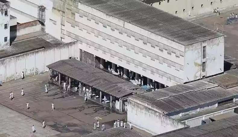 Presídio onde bolsonaristas foram transferidos apresenta superlotação