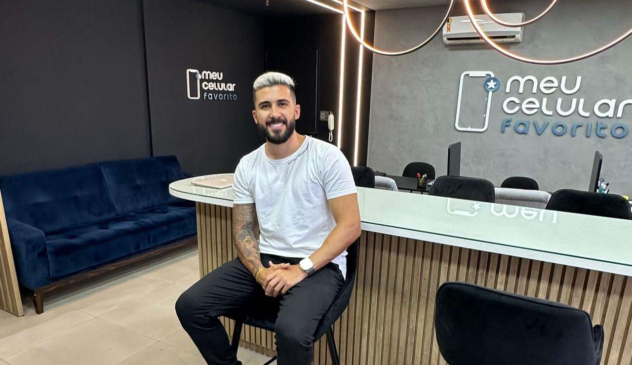 Famoso influenciador Eric Andrade se torna referência no setor tecnológico digital