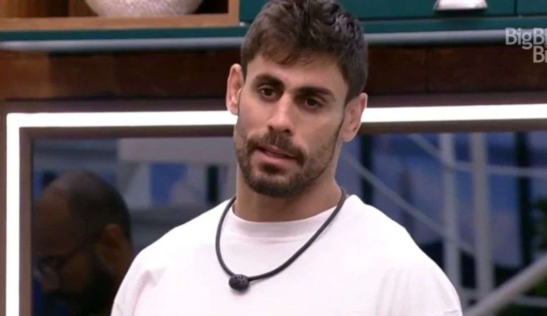 Entenda a “confusão do fio dental” que movimentou a casa nesta quarta-feira