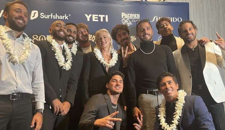 Liga Mundial de Surfe começa neste domingo